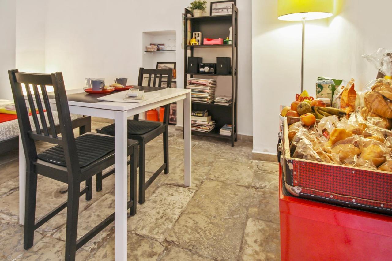 B&B Affittacamere Del Teatro Brindisi Dış mekan fotoğraf