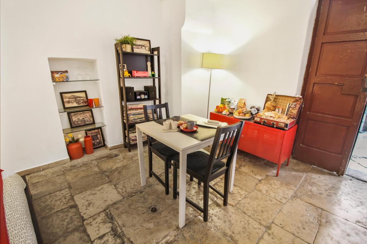 B&B Affittacamere Del Teatro Brindisi Dış mekan fotoğraf